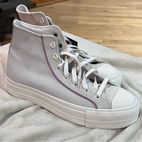 Chuck Taylor All Star Lift Platform Suede NIB - Picture 7 of 11